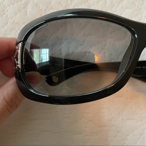 Versace Black Wraparound Sunglasses with Glossy Finish - Picture 8 of 9